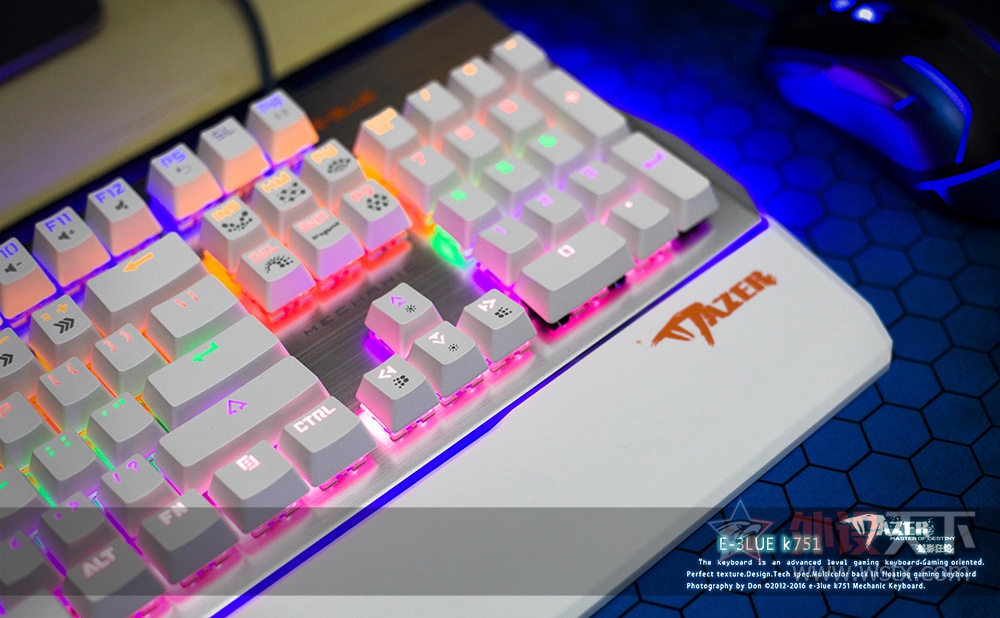 E-3LUE K751����е����