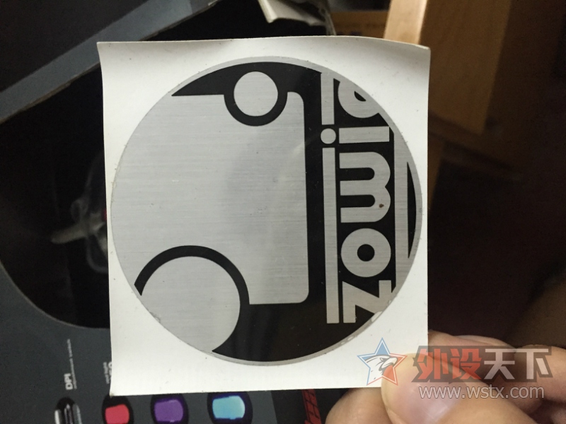 ���人��������� ׿��AM ��������ں�ɫ̫��