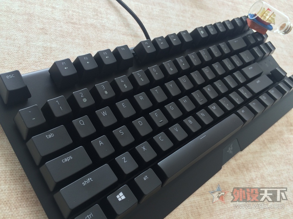 �󳧷緶�����ߺڹѸ�֩�뾺���òʰ�����