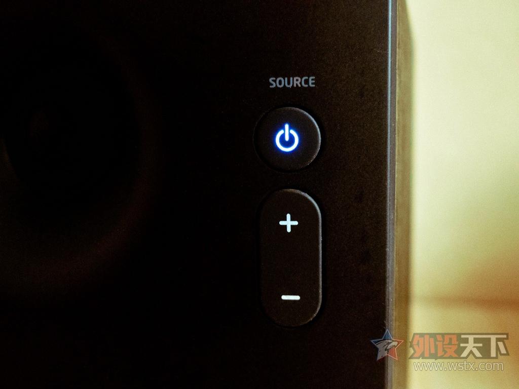 ����JBL CM102��������---���ܴ������������ԭ����ɫ��