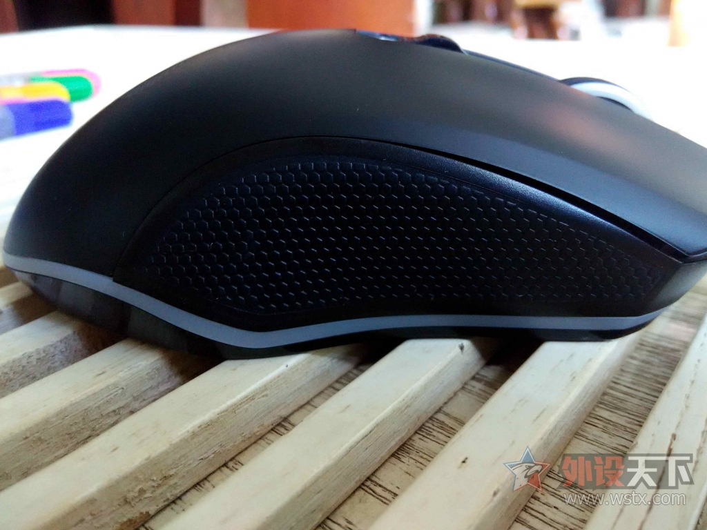 �⻭����Ĳ�һ���ˡ������������EM905��Ϸ������