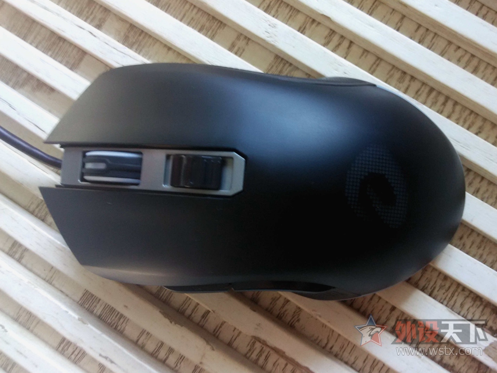 �⻭����Ĳ�һ���ˡ������������EM905��Ϸ������