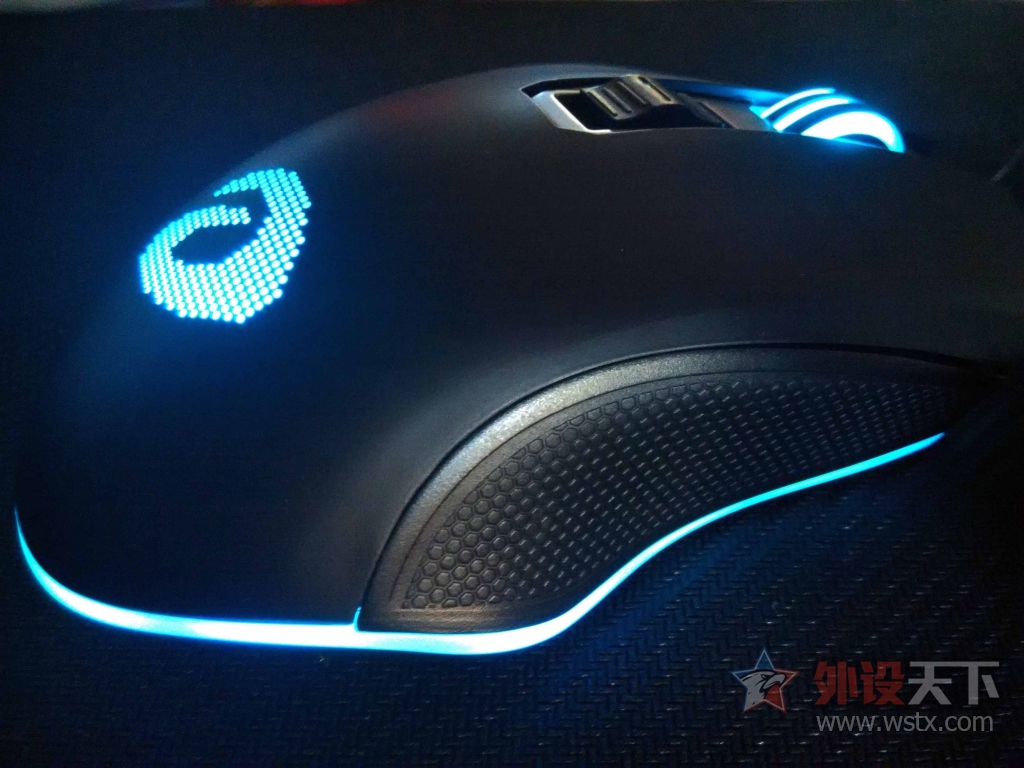 �⻭����Ĳ�һ���ˡ������������EM905��Ϸ������