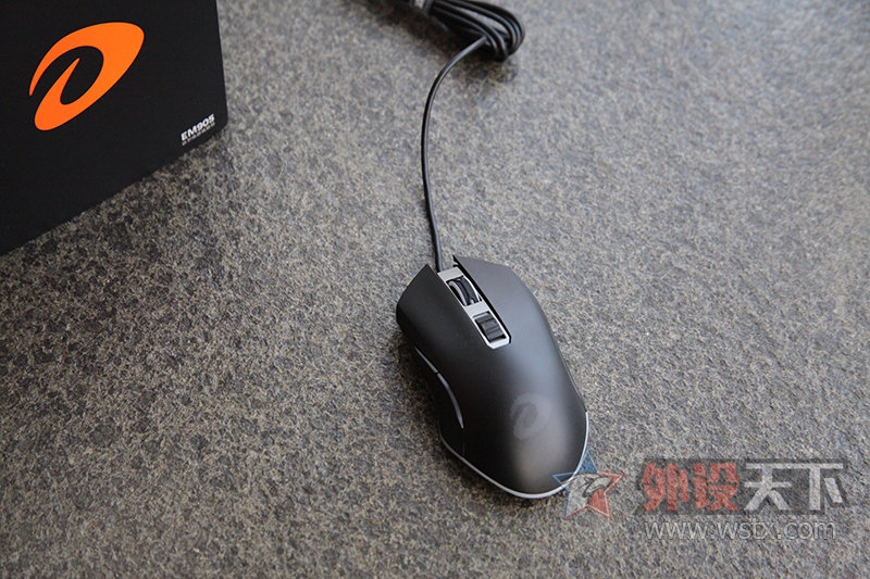 ����֮������ϵ�е��嵯���ƽ�����⻷���� �����EM905��������