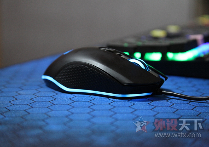 ����֮������ϵ�е��嵯���ƽ�����⻷���� �����EM905��������