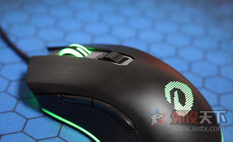 ����֮������ϵ�е��嵯���ƽ�����⻷���� �����EM905��������