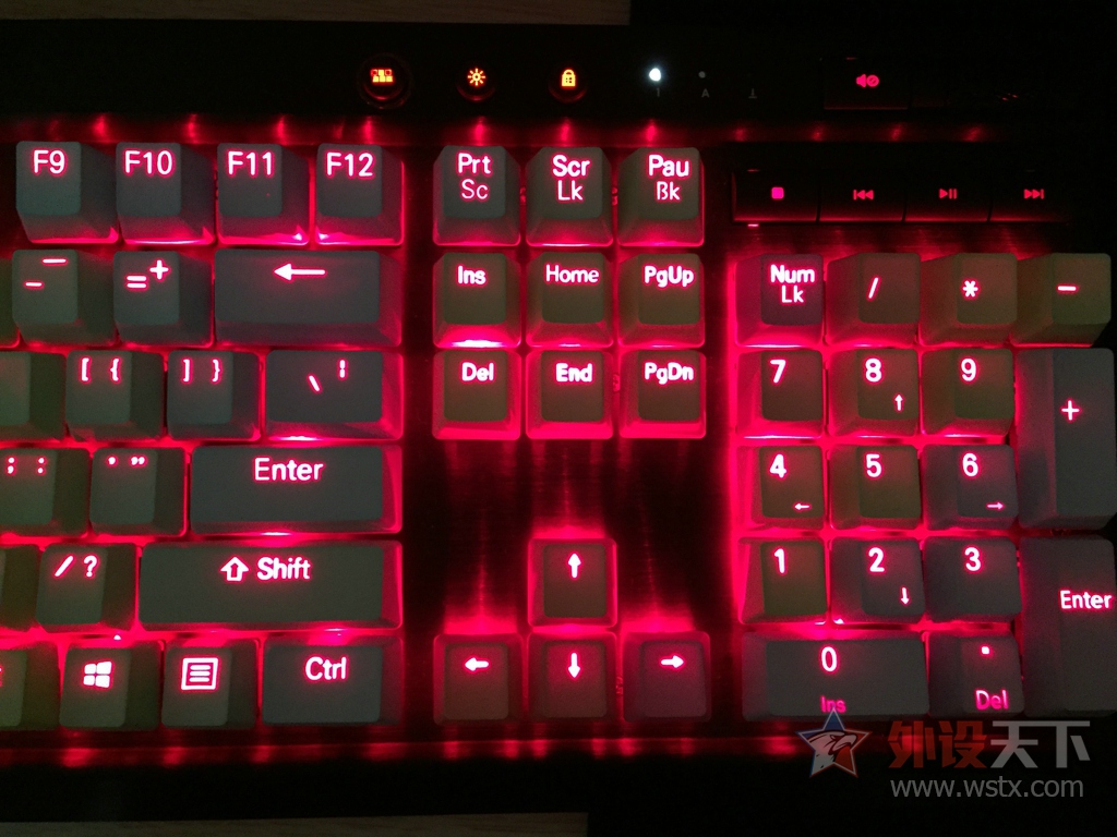 K70 PBT ͸  ʺ  ñ 