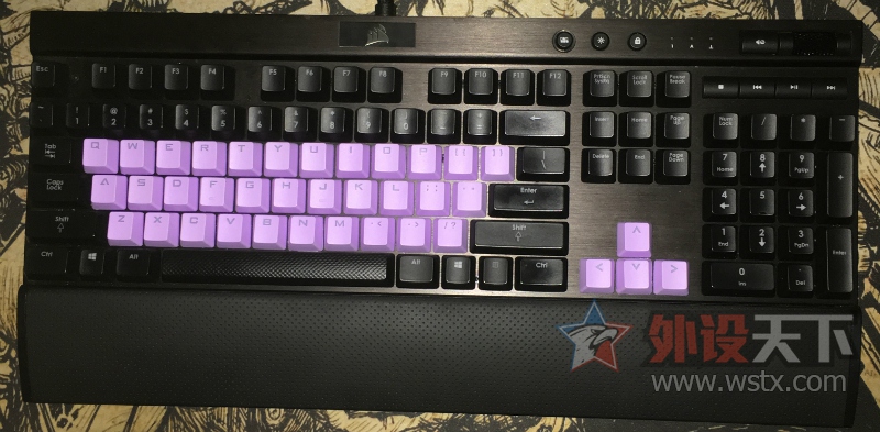 �ϼ��̻����գ�������K70��װ�ǣ�ĳ�����ֵ�˪��ɧ������ñ