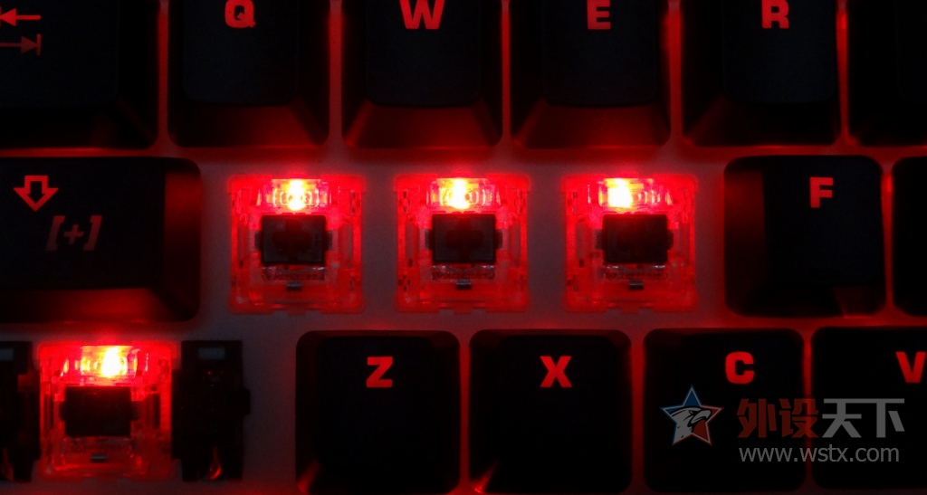 Ryos MK FX��е��CHERRY RGB������̿���С��