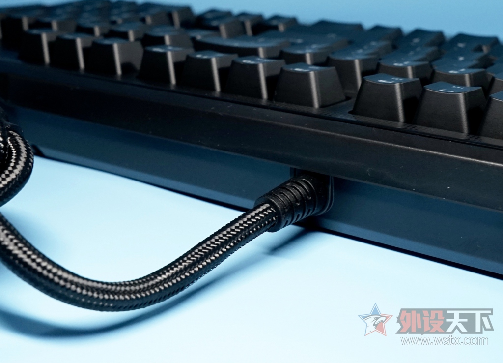 Ryos MK FX��е��CHERRY RGB������̿���С��