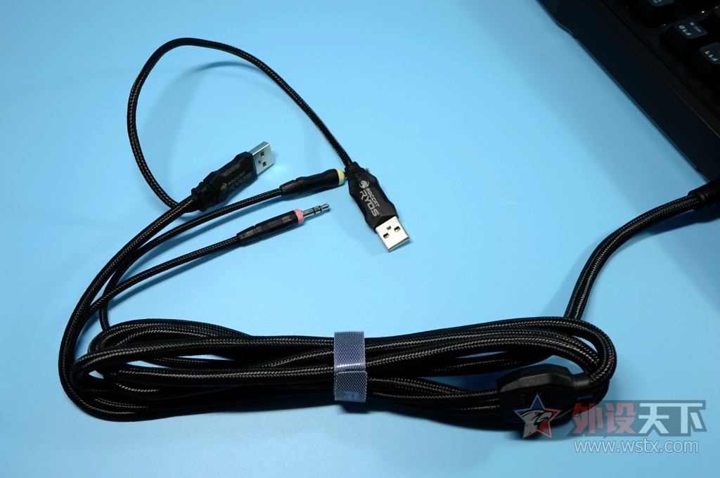 Ryos MK FX��е��CHERRY RGB������̿���С��