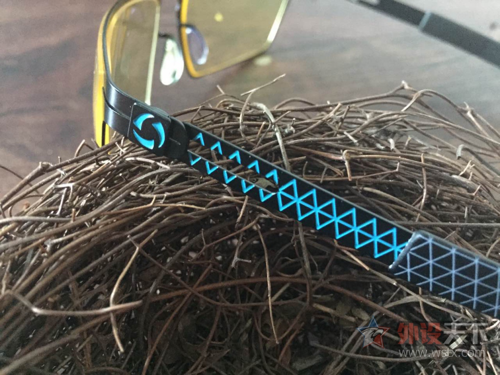 ���Ͼ�����ˡ���GUNNAR�籩Ӣ�۶��ƿ�������۾��������