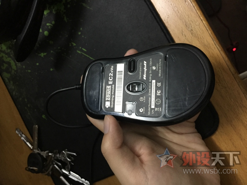 ���人�����Ե� ս����ɫec2evo��Qpad 5K�� ����Kone pure ����