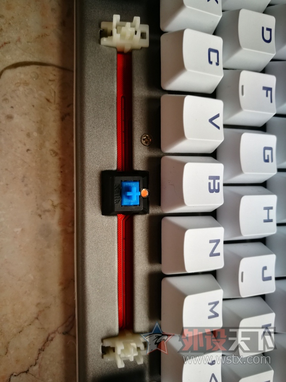 ���ֻ���ǹ�֣���������D10��Ӣ���е����