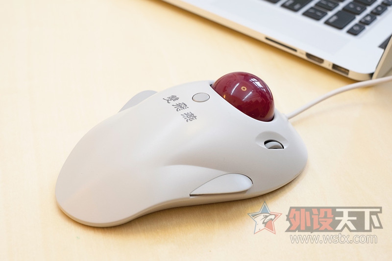 �ع������ģ����켣������ۺ�ʹ�������Ա�