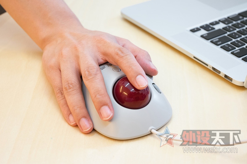 �ع������ģ����켣������ۺ�ʹ�������Ա�