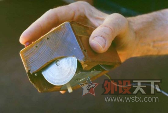 �ع������ģ����켣������ۺ�ʹ�������Ա�