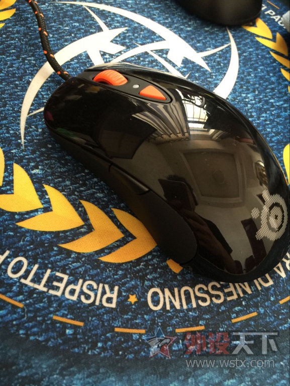 �����ϡ���һ�Ѽ��̣���꣬���������ּ۸�Ķ���