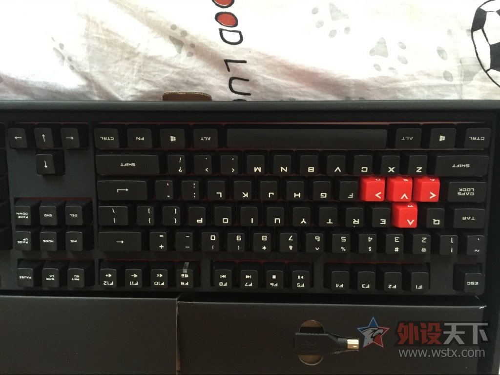 �����ϡ���һ�Ѽ��̣���꣬���������ּ۸�Ķ���