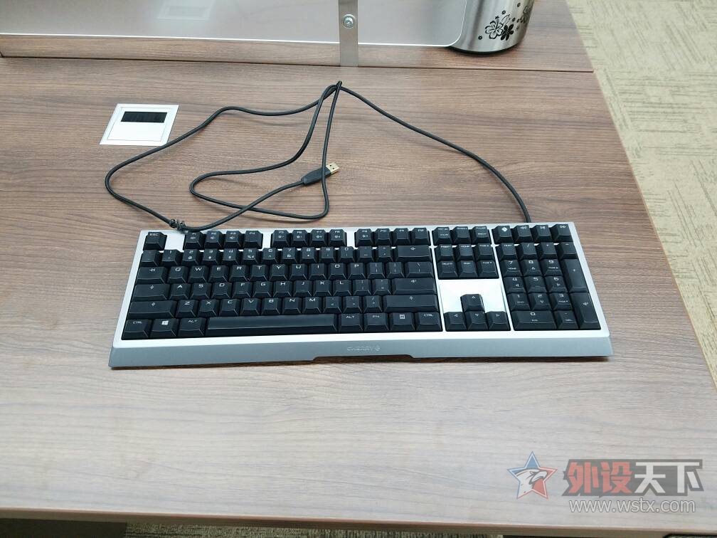 [����]����cherry  mx 6.0 �����е����