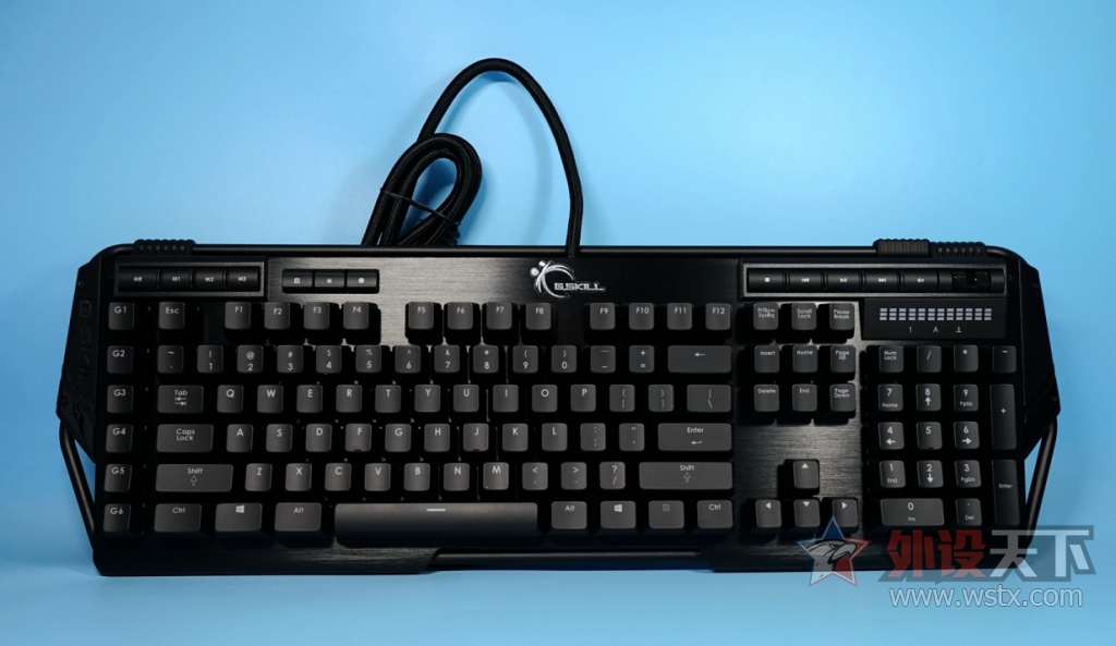 ������ֻ�з��Ҫ�ڼ��Լ�ˣ�֥��KM780 RGB Cherry MX���Ὺ��С��