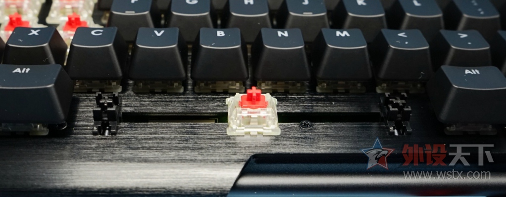 ������ֻ�з��Ҫ�ڼ��Լ�ˣ�֥��KM780 RGB Cherry MX���Ὺ��С��