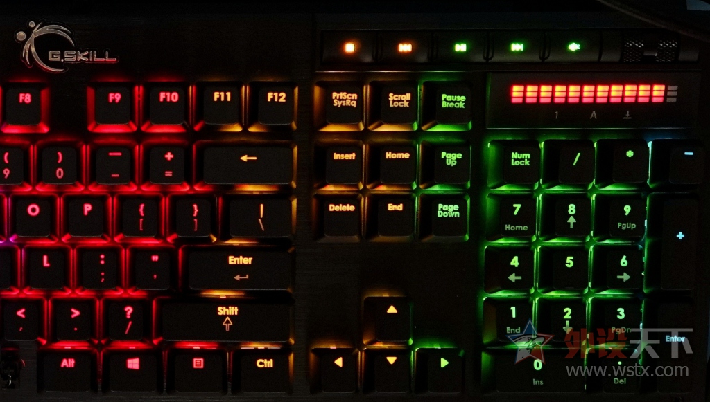 ������ֻ�з��Ҫ�ڼ��Լ�ˣ�֥��KM780 RGB Cherry MX���Ὺ��С��