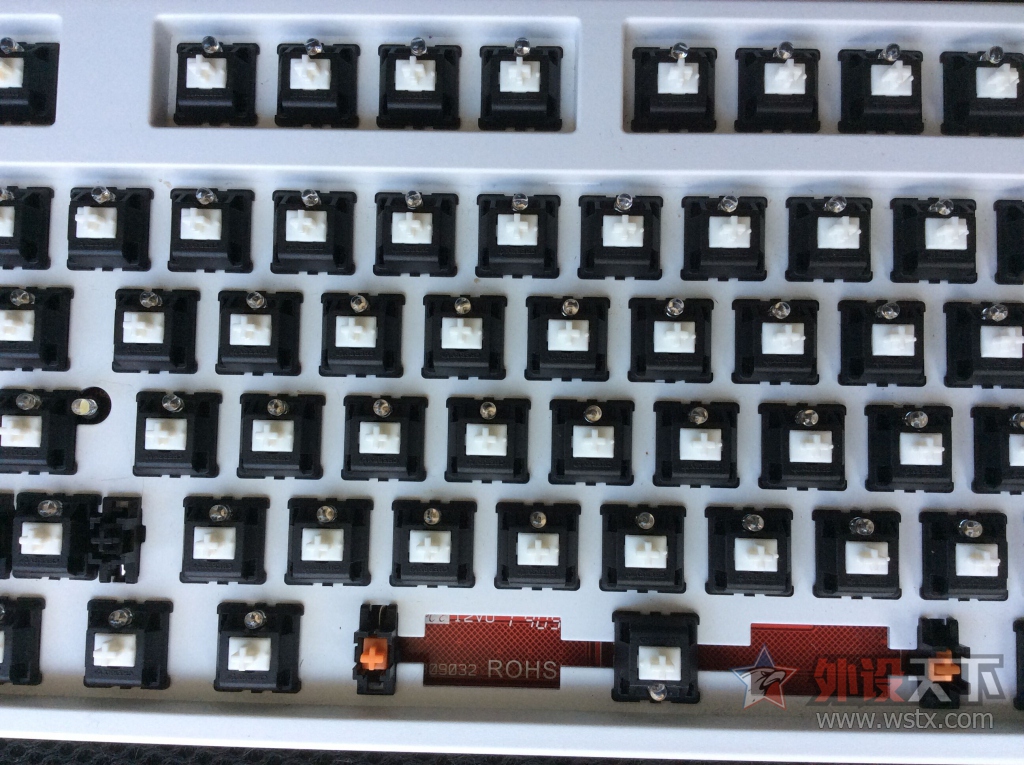 �����ݡ�����KBT 108���� DECK 82����