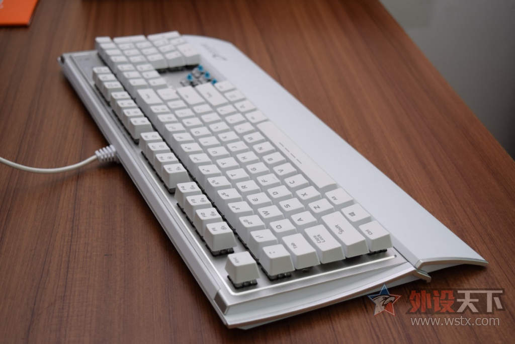 š S600