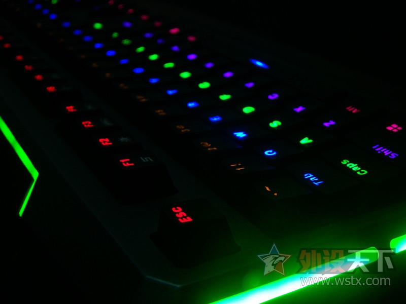 �װ�V710��ˮ��ʱ���ȫ�޳���Ϸ��е���� ����