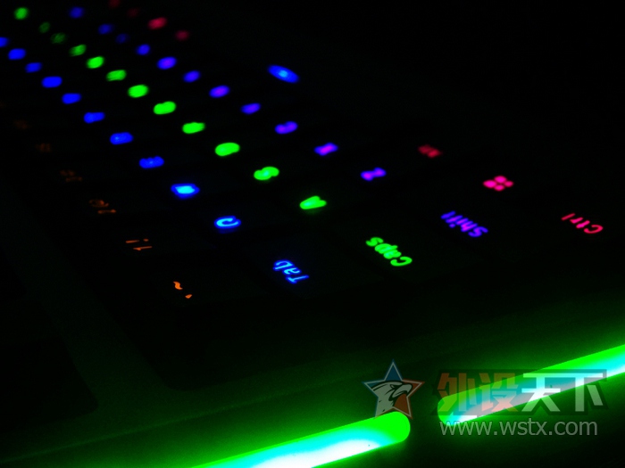 �װ�V710��ˮ��ʱ���ȫ�޳���Ϸ��е���� ����