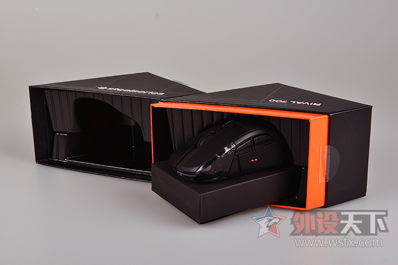 лRival֮ SteelSeriesR700᲻У