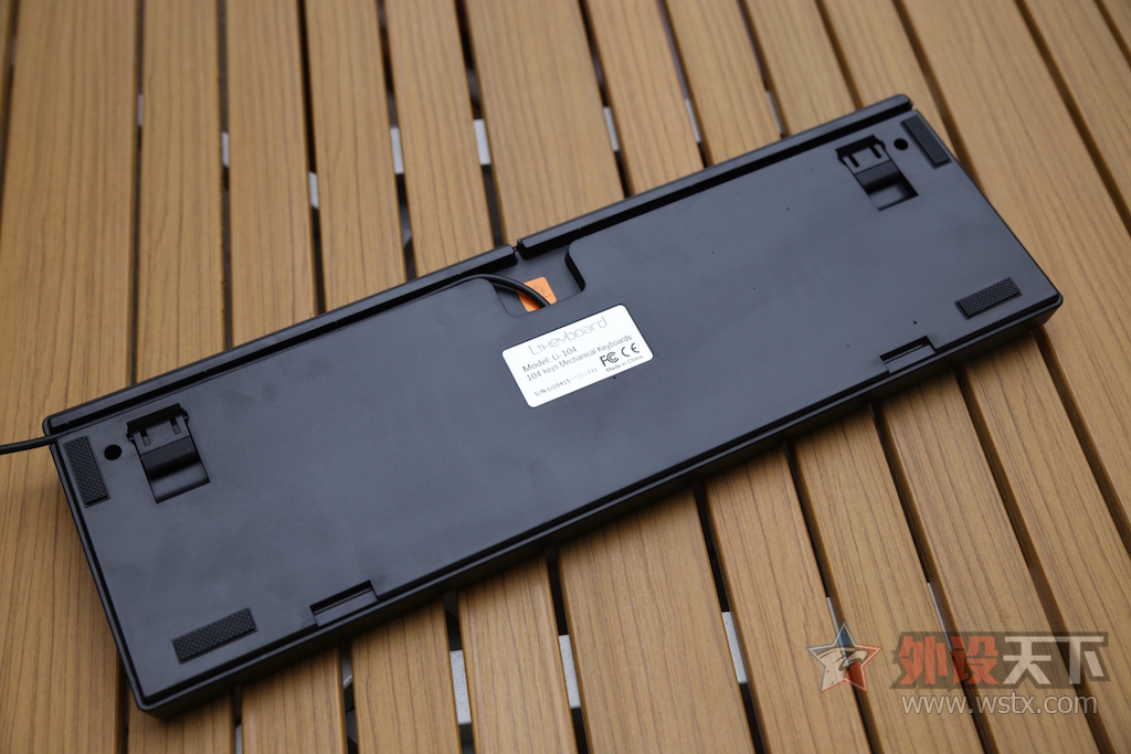 ����qu�ܵ�Likeyboard Li-104 RGB�� ����