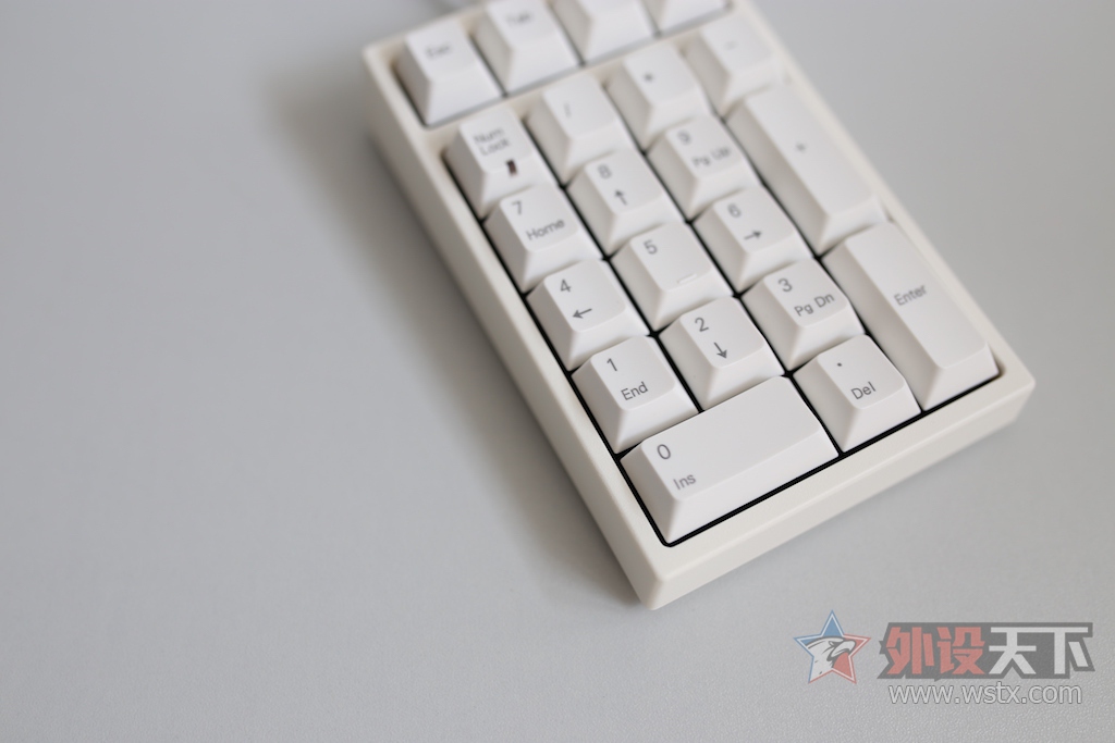 Leopold ² FC210TP Сֻе ̨