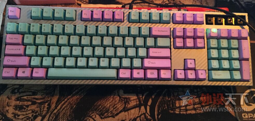 �����ݡ������Ͷ˼���