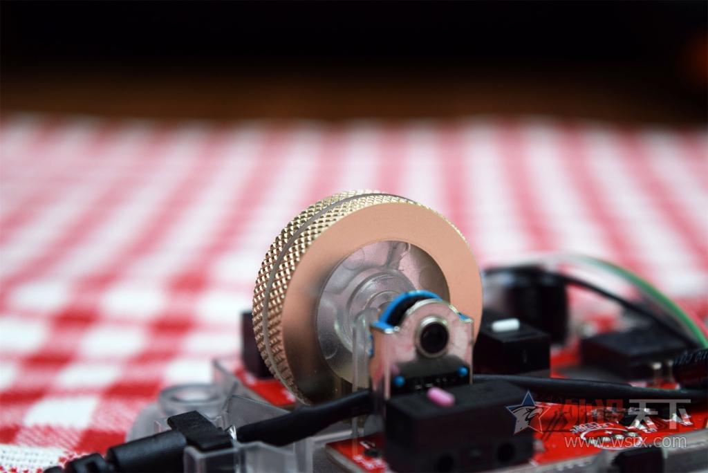 ���˸��Ƚϼ��ʵ�õ�������꣬���п���G915��