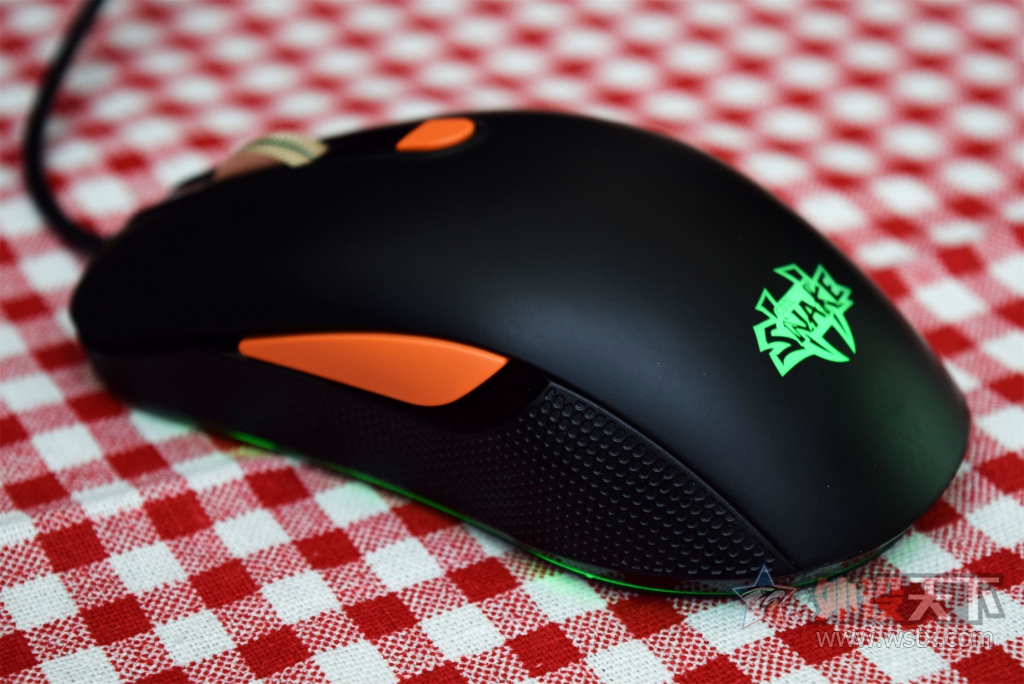 ���˸��Ƚϼ��ʵ�õ�������꣬���п���G915��