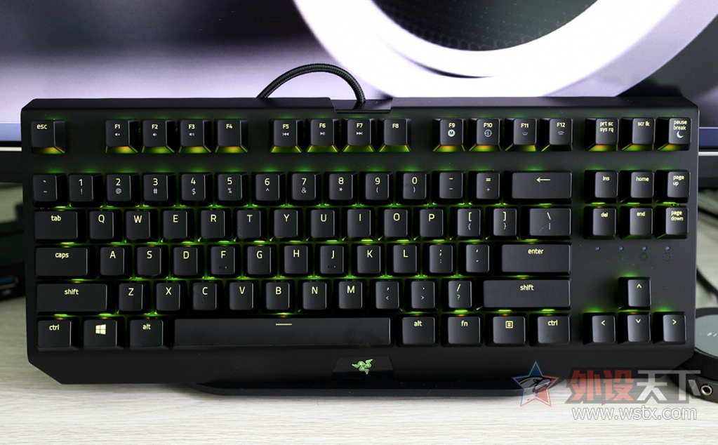 ���ߺڹѸ�֩�� BLACKWIDOW X �����òʰ��е��������