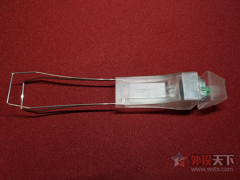 ���������Ĺ⣡�ھ�AK60��͸�⻷RGB���������Ͻ��е���̿�������