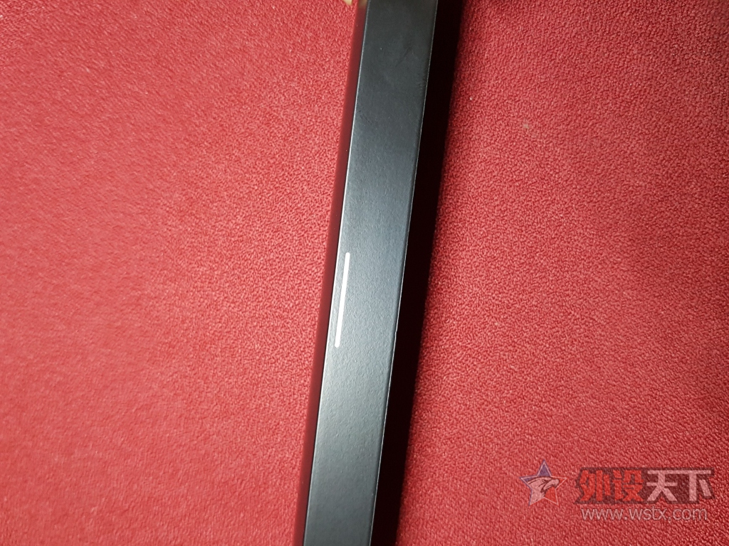 ���������Ĺ⣡�ھ�AK60��͸�⻷RGB���������Ͻ��е���̿�������