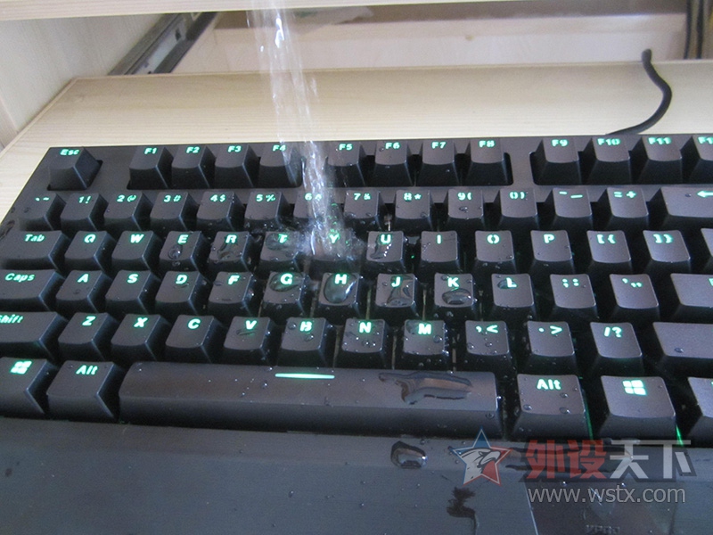 ���컡�������Ҳ�����ܺ����ˣ��װ�V510Pro��ˮ��е���̲���