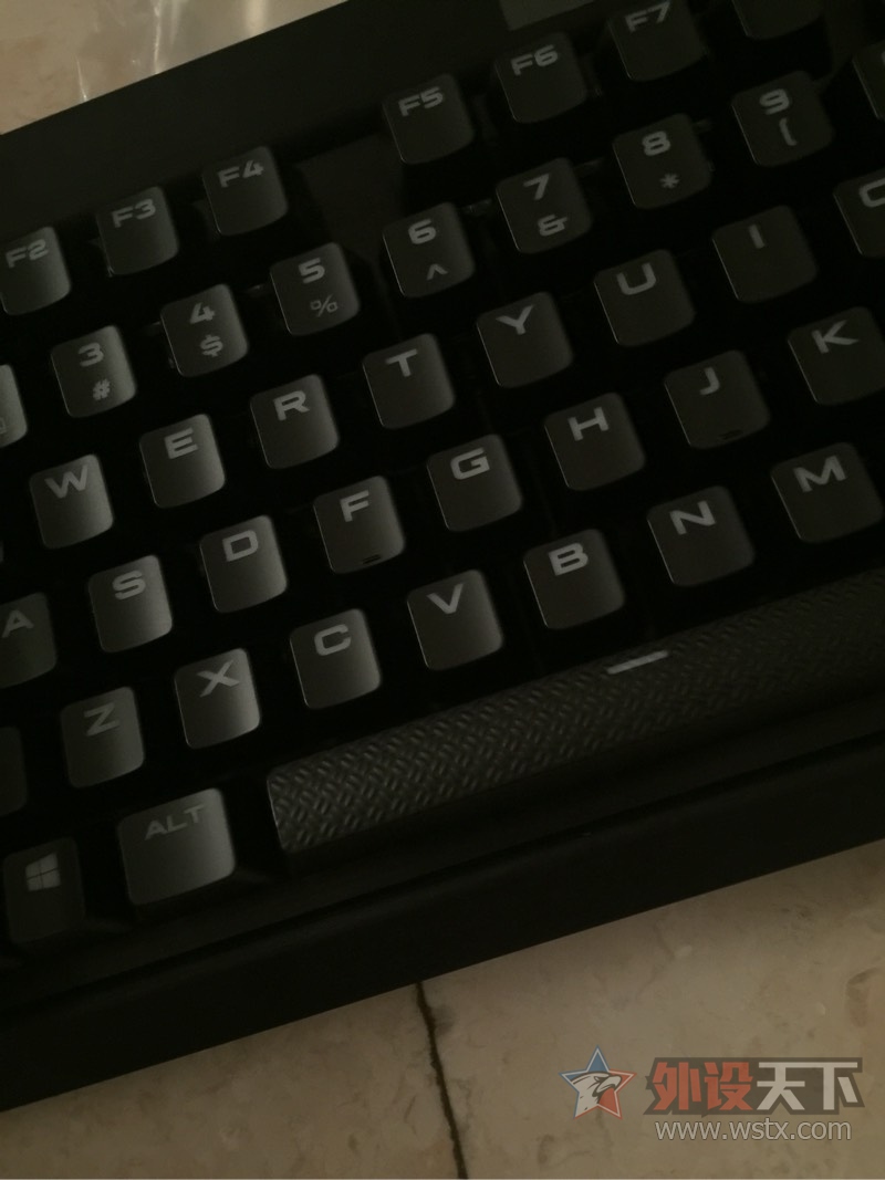 ûס