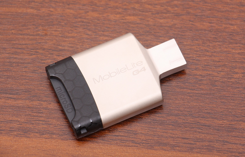 ������ð����������� USB 3.0 SD �������Աȼ��