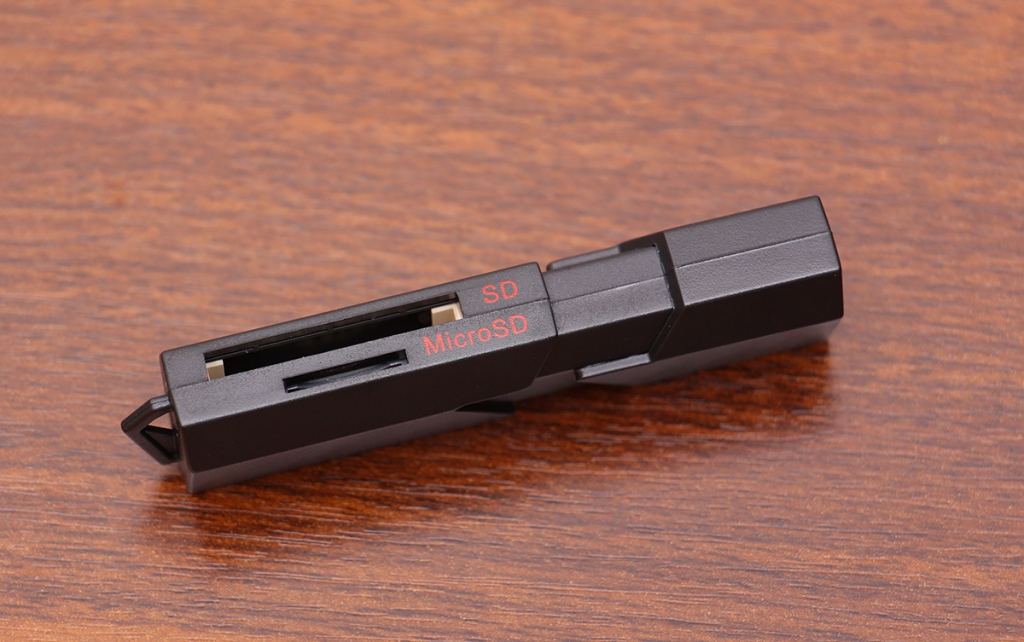 ������ð����������� USB 3.0 SD �������Աȼ��