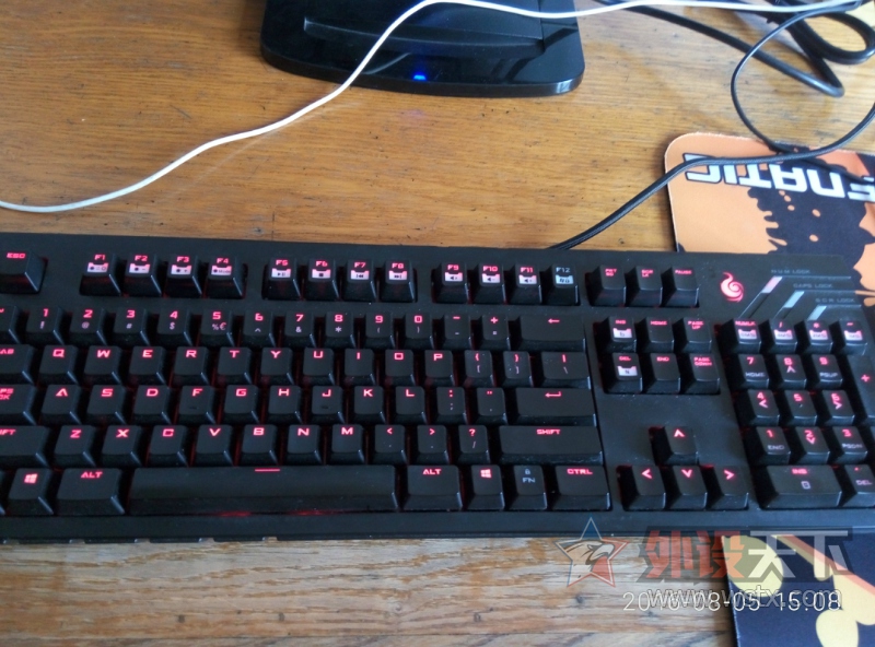 [ɽ��]���������콢����  pbt��ɫ��ñ