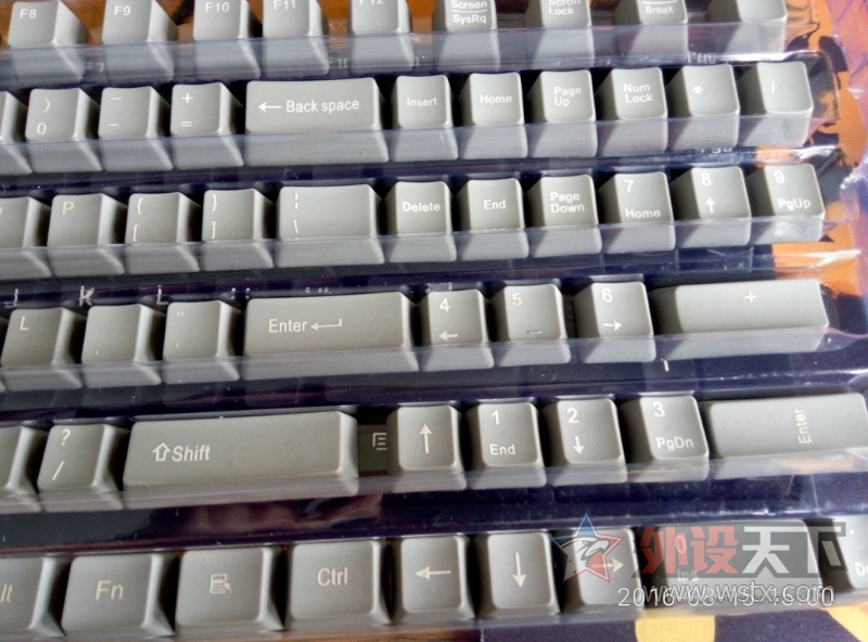 [ɽ��]���������콢����  pbt��ɫ��ñ