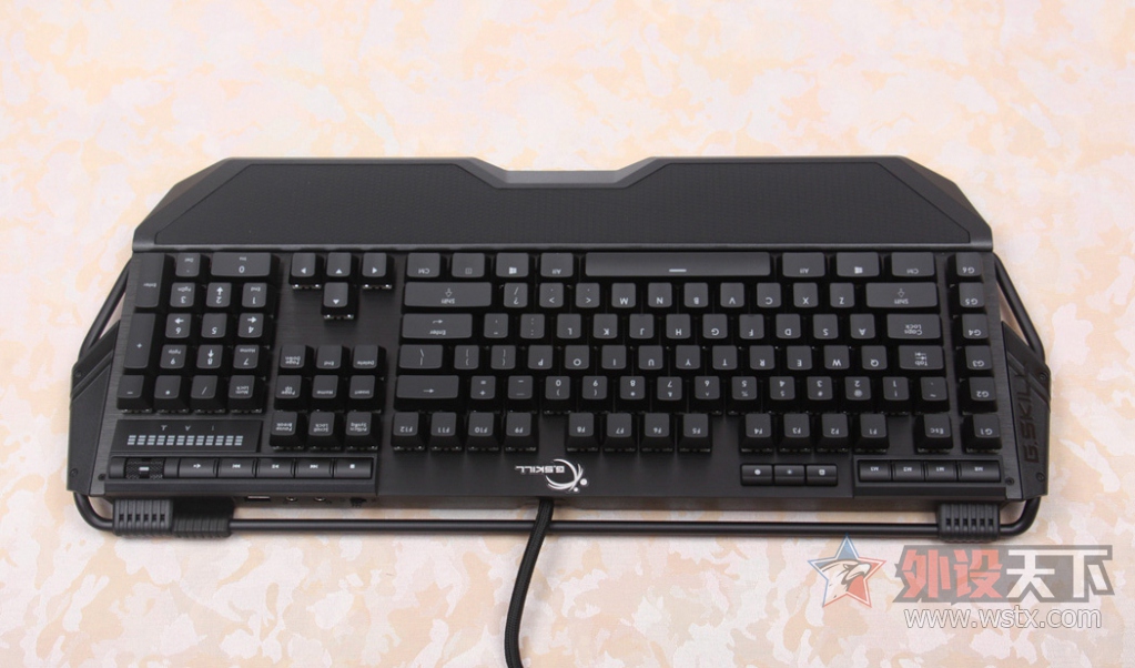 ӻе̣֥ KM780 RGB Сɹ