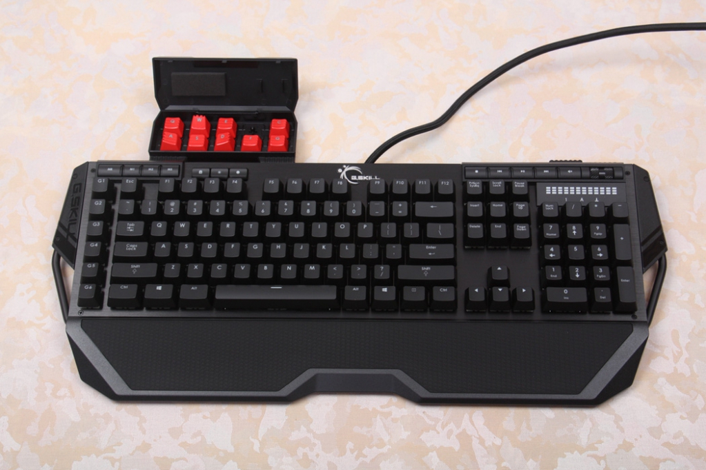 ӻе̣֥ KM780 RGB Сɹ