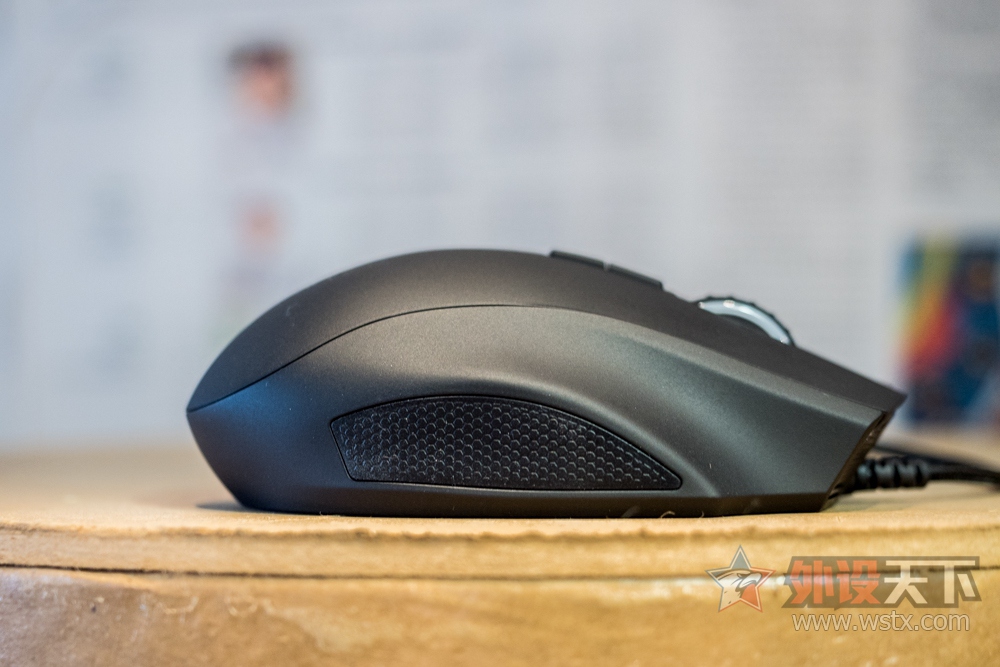 �����ӡ�Razer Naga Hex V2���⣺�������ں�