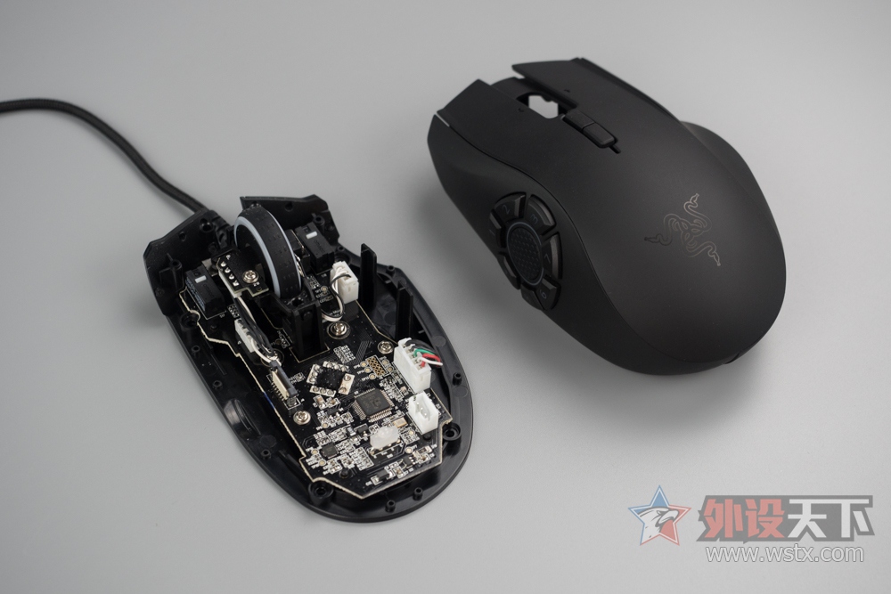 �����ӡ�Razer Naga Hex V2���⣺�������ں�